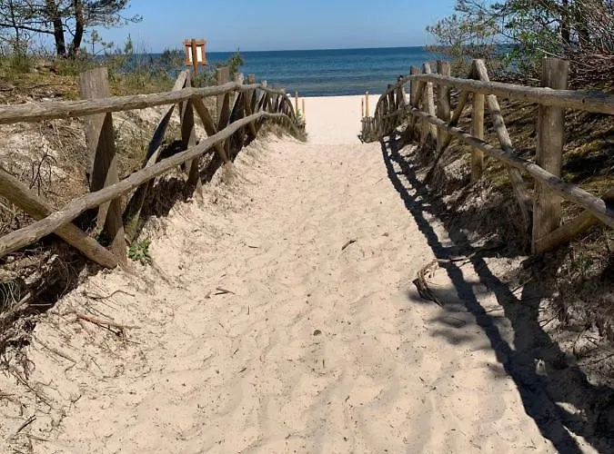 Dziupla Pensión Dębki